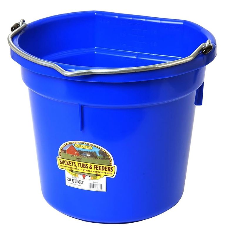 20qt Flatback Bucket Blue