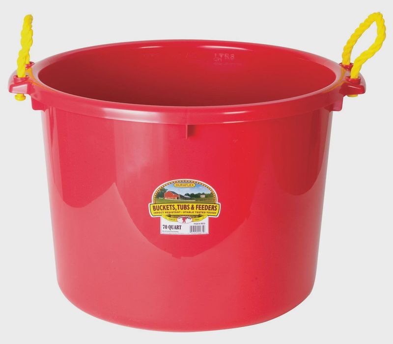 Muck Tub 70qt red