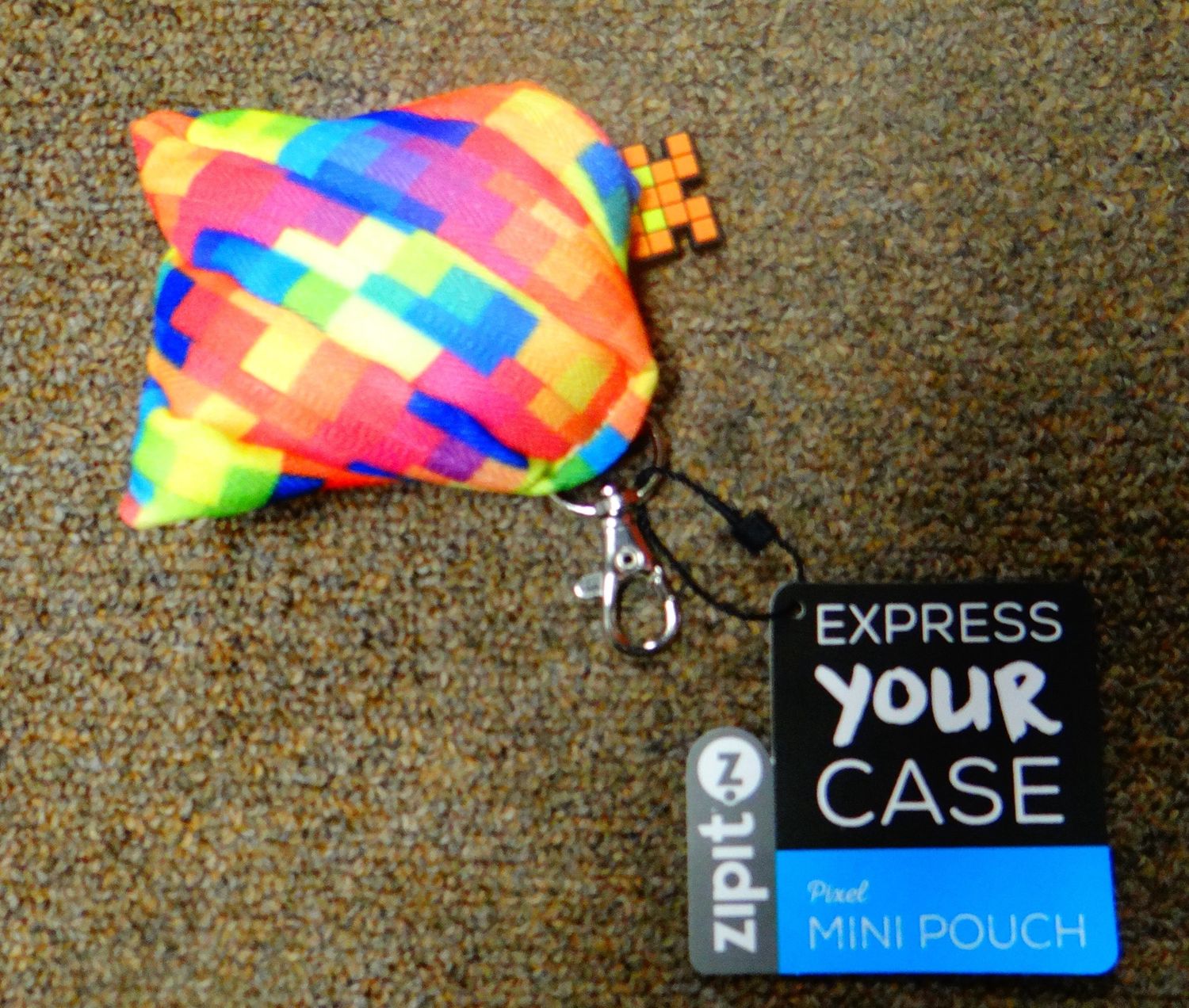 Zipit Pixel mini pouch