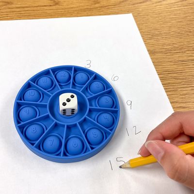 Push and pop Number Wheels