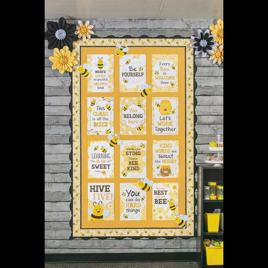 Black Fancy Scallops Border Trim