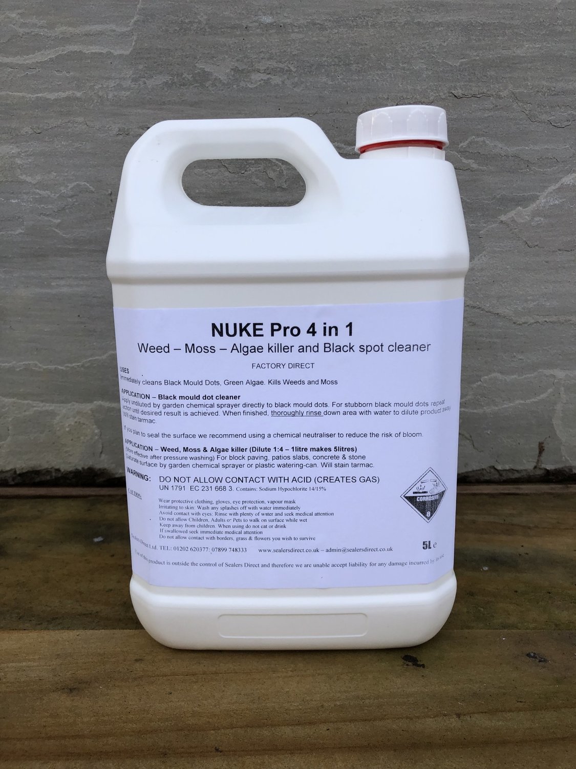 NUKE Pro 4 in 1 Weed, Moss, Algae Killer, Black spot cleaner