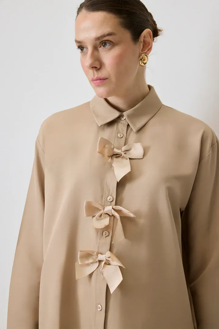 Bow detailed shirt