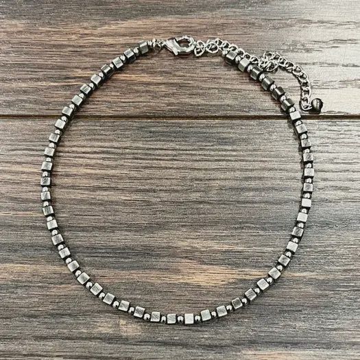 ISAC TRADING INC. 4MM SQUARE NAVAJO BEAD NECKLACE
