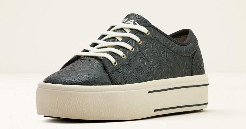 ARIAT WOMEN'S SKYLAR SHOE - BLACK FLORAL EMBOSSED