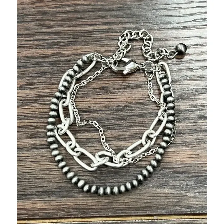 ISAC TRADING INC. NAVAJO ADJUSTABLE BRACELET