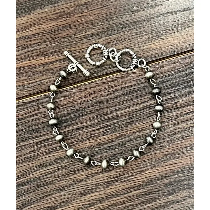 ISAC TRADING INC. NAVAJO BEAD ADJUSTABLE BRACELET