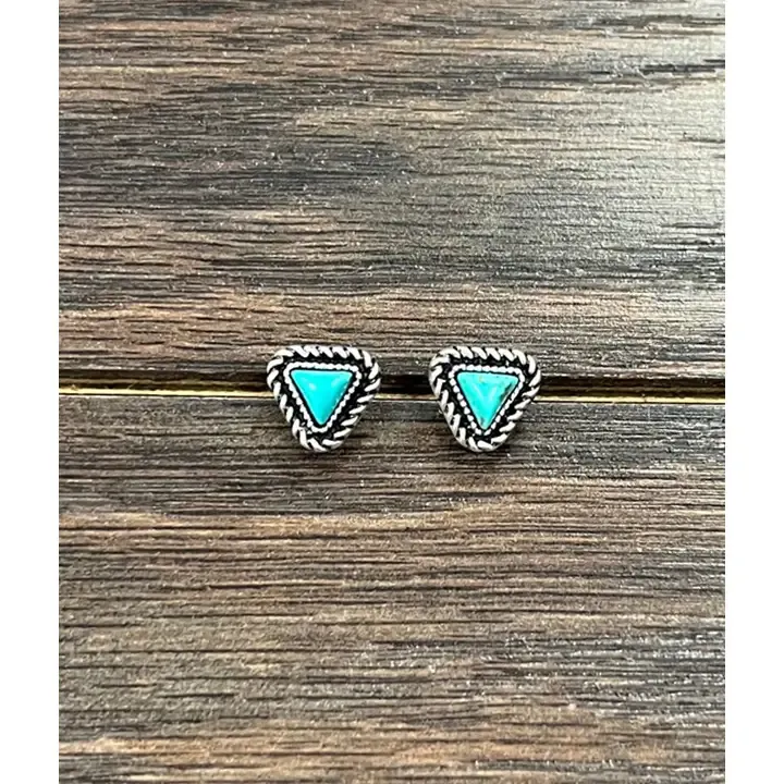ISAC TRADING INC. 5MM TRIANGULAR TURQUOISE STUD EARRINGS