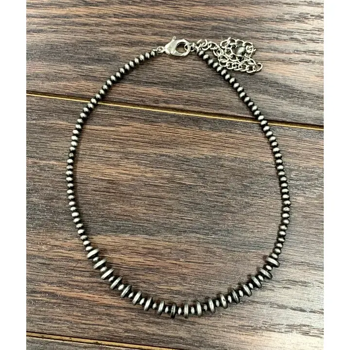 ISAC TRADING INC. 15" NAVAJO BEAD NECKLACE