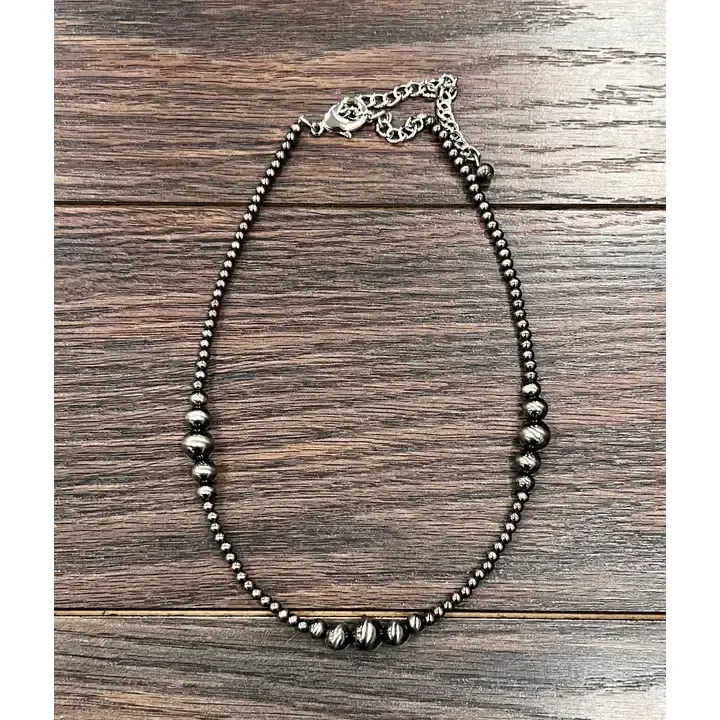 ISAC TRADING INC. 15" CLUSTERED POLISH NAVAJO NECKLACE