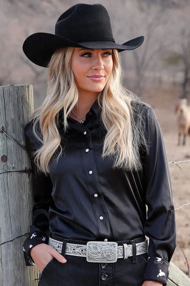 CRUEL DENIM WOMEN'S LONG SLEEVE SATIN PEARL SNAP SHIRT - BLACK