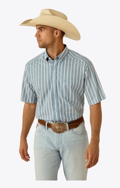 ARIAT MEN'S SHORT SLEEVE PRO SERIES TRE CLASSIC FIT BUTTON SHIRT - BLUE SHADOW STRIPE