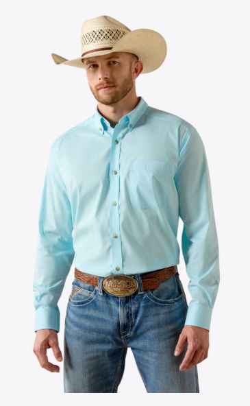 ARIAT MEN'S LONG SLEEVE EVERYTHING CLASSIC FIT BUTTON SHIRT - CRYSTAL BLUE