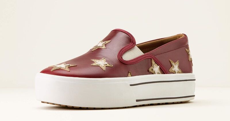 ARIAT WOMEN'S SKYLAR STAR SLIP ON SHOE - CHERRY HEAT