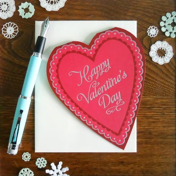 A. FAVORITE DESIGN HEART SHAPED VALENTINE CARD