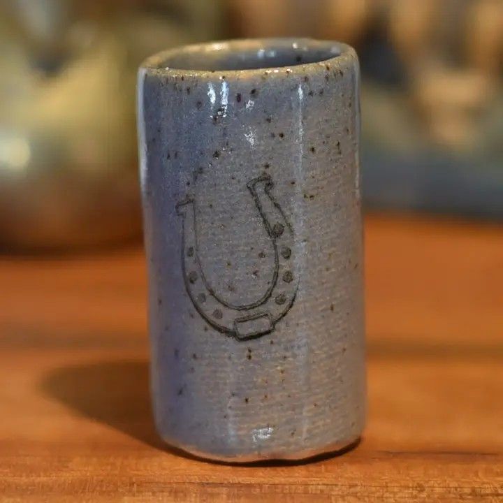 MUD &amp; MAKER TINY TUMBLER - HORSESHOE