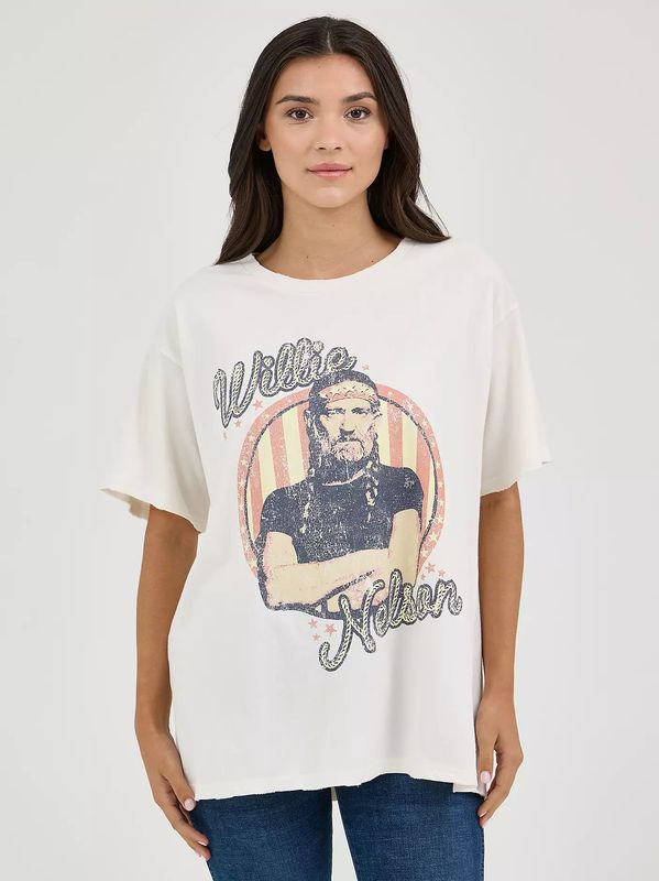 WRANGLER WOMEN'S OVERSIZED SHORT SLEEVE WILLIE NELSON GRAPHIC TEE - MARSHMALLOW