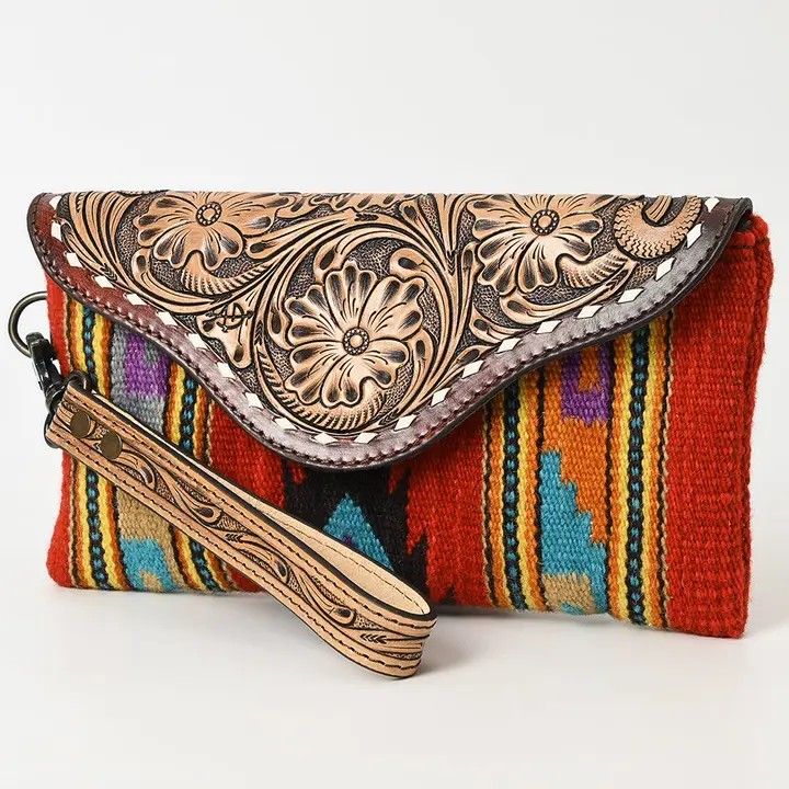 LS WESTERN AMERICAN DARLING HAND TOOLED LEATHER WESTERN WRISTLET BAG WITH SADDLE BLANKET &amp; FLORAL CARVED FLAP