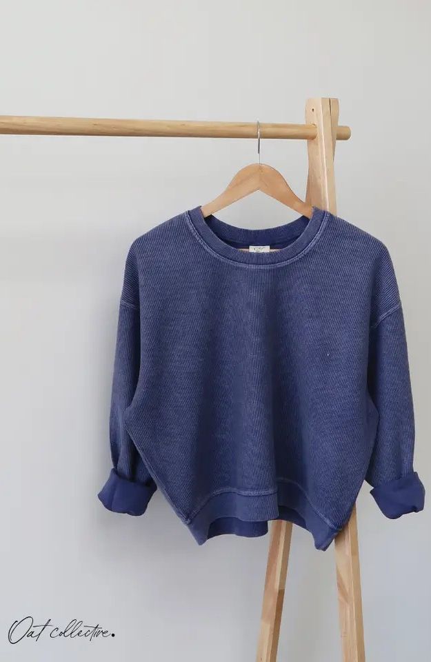OAT COLLECTIVE PREMIUM BASIC CROPPED THERMAL VINTAGE CREW SWEATSHIRT - WASHED DENIM