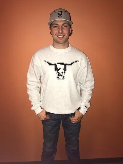 WEST RIVER HAT CO. WEST RIVER BULL CREW SWEATSHIRT - WHITE/BLACK