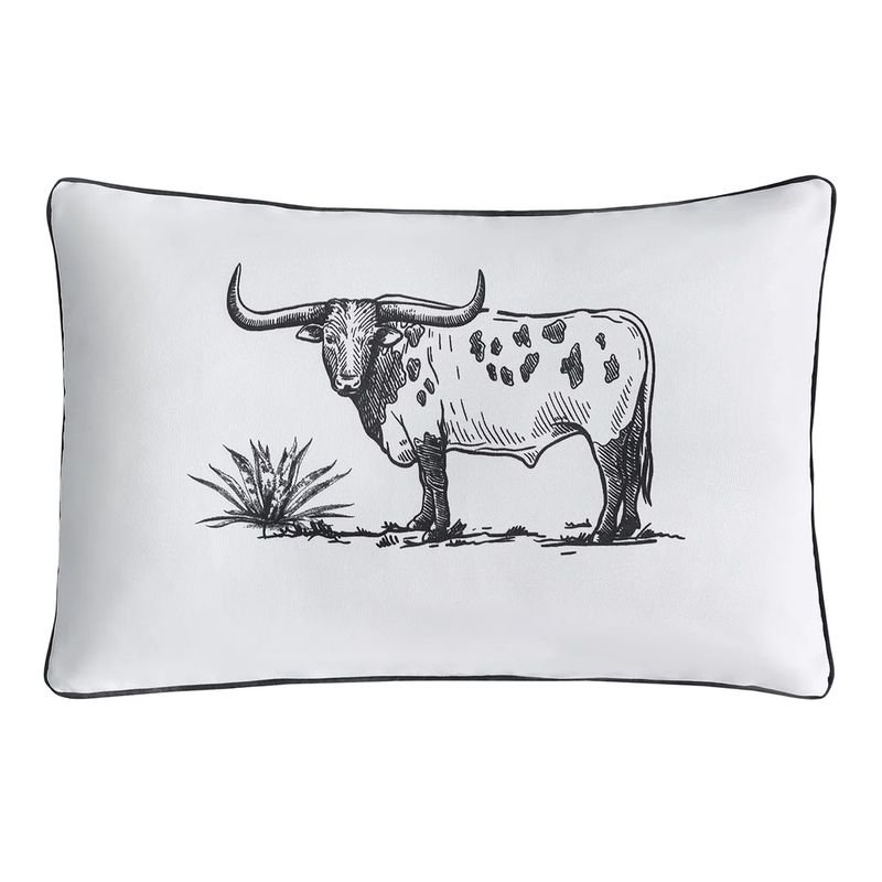 PASEO ROAD RANCH LIFE INDOOR/OUTDOOR 16"X24" PILLOW - STEER