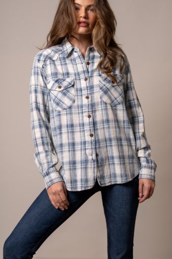 KIMES RANCH WOMEN'S LONG SLEEVE GWEN PLAID BUTTON SHIRT - PRISTINE, SIZE: MEDIUM