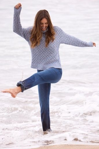TRIBAL WOMEN'S AUDREY HUGGING STRAIGHT LEG JEAN - FADED BLUE, COLOR: FADED BLUE, SIZE: X-SMALL
