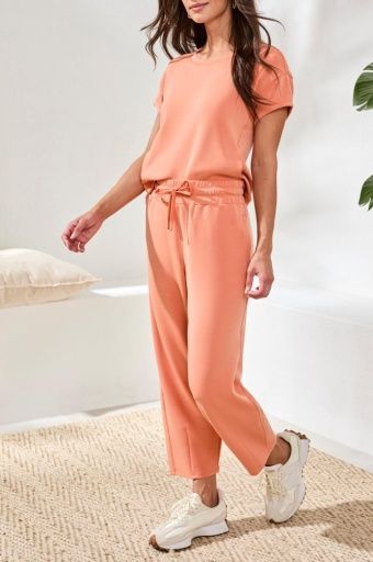 TRIBAL WOMEN'S BARREL CROP WITH POCKETS JOGGER - GUAVA BLUSH, COLOR: GUAVA BLUSH, SIZE: SMALL