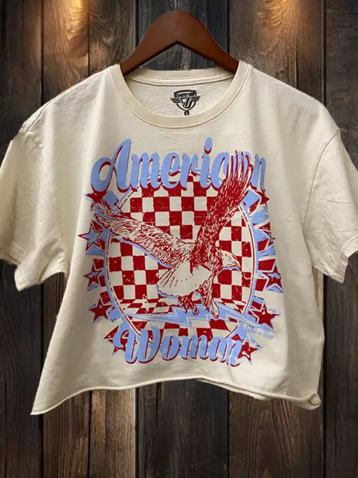 COUNTRY DEEP APPAREL WOMEN'S SHORT SLEEVE AMERICAN WOMAN CROP TEE SHIRT - NATURAL