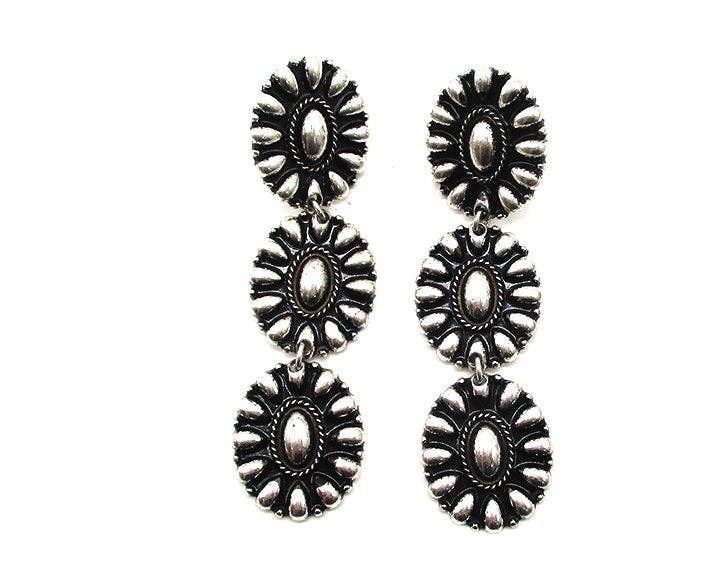 SNOWING WEST WESTERN OVAL CONCHO EARRINGS