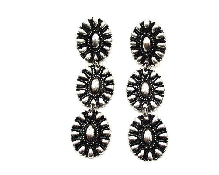 SNOWING WEST WESTERN OVAL CONCHO EARRINGS