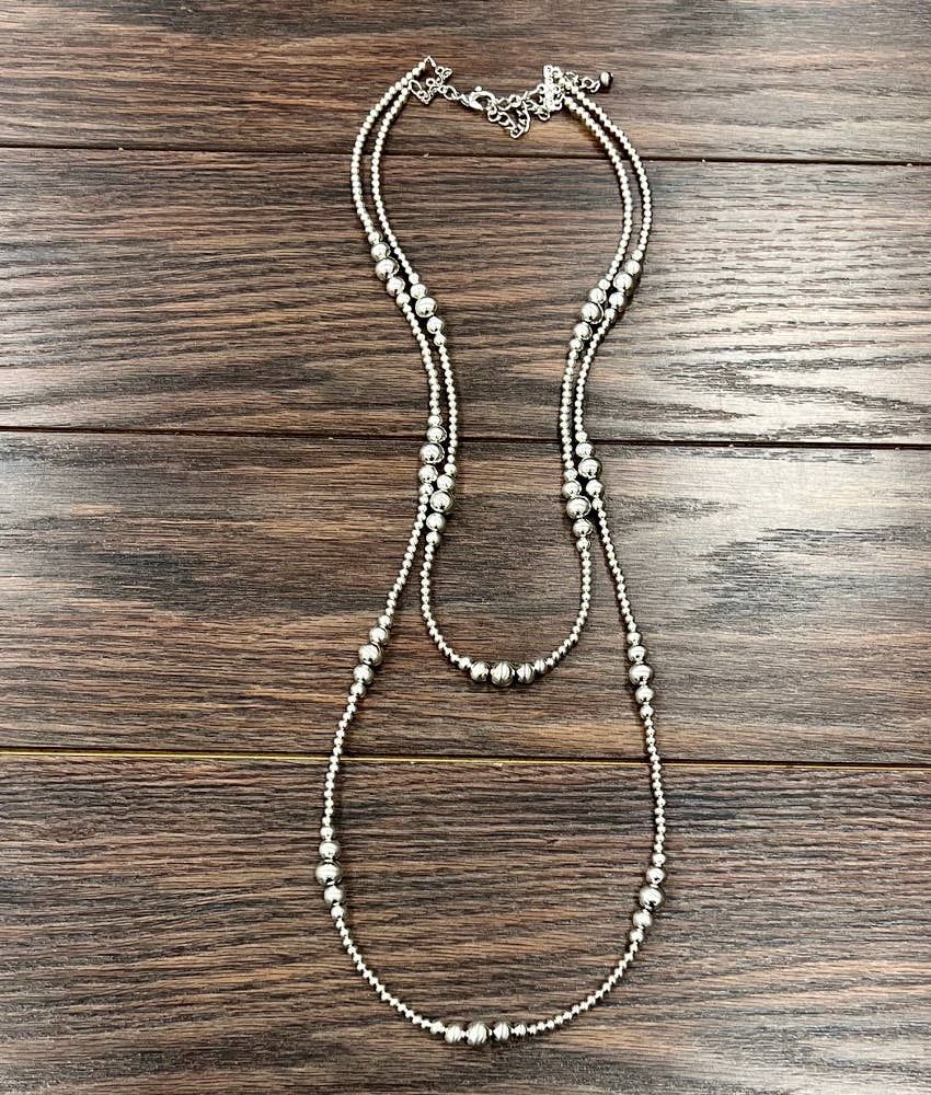ISAC TRADING INC. WOMEN'S  WESTERN SILVER-TONE BEAD STRAND NECKLACE