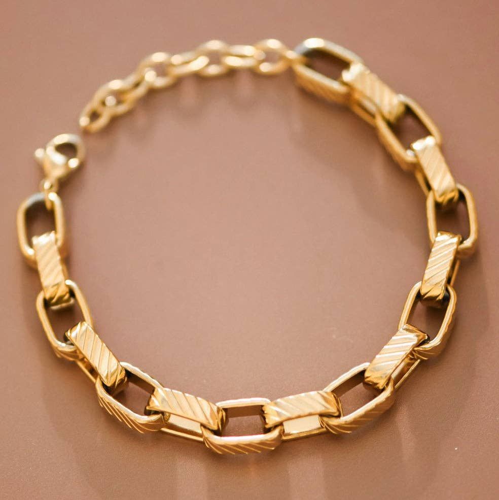 MIA ACCESSORIES WOMEN'S 18K GOLD PLATED WATERPROOF STAINLESS STEEL CHAIN BRACELET - 7066, COLOR: S0OX3T7066 Gold