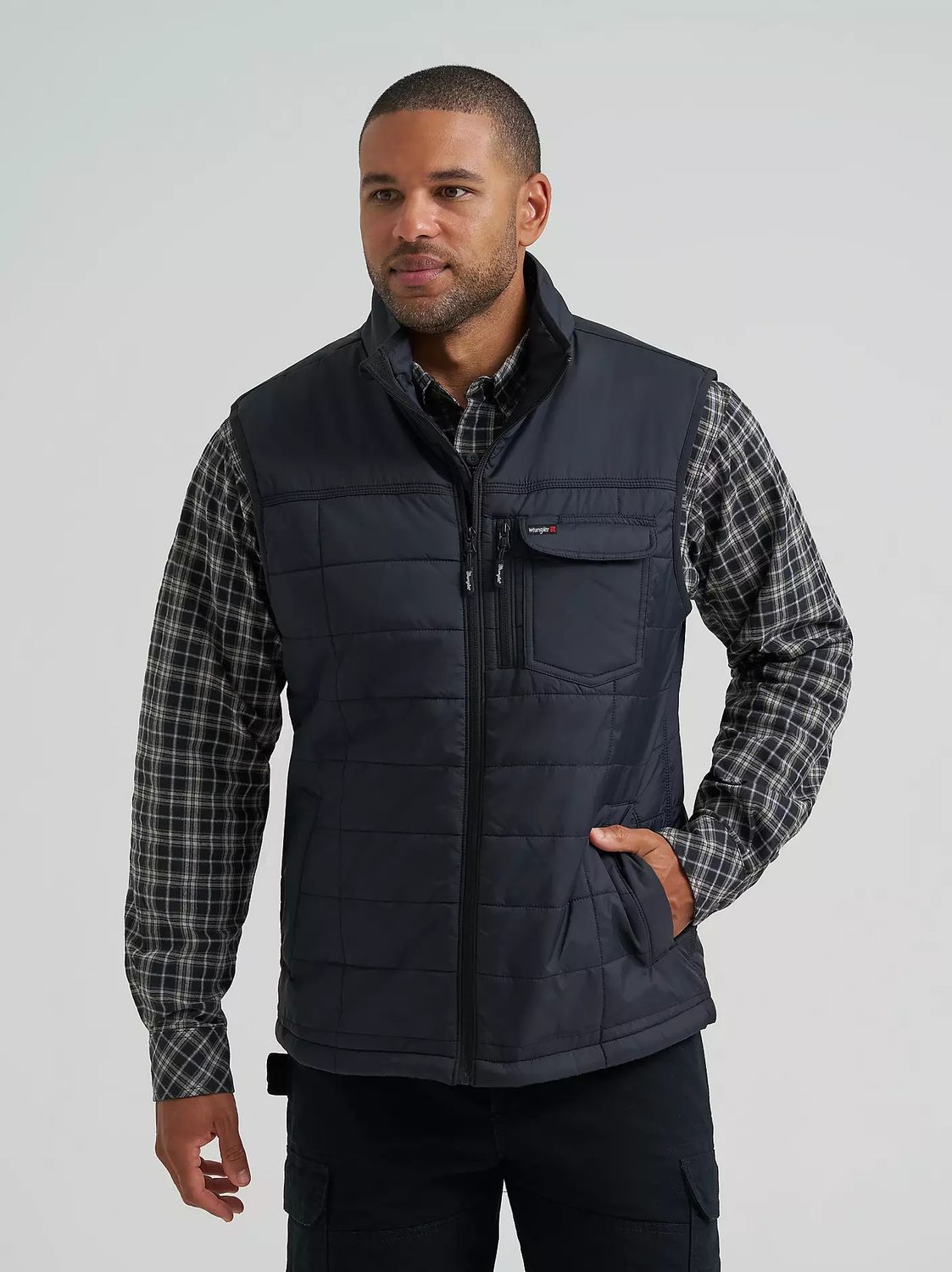 WRANGLER MEN'S RIGGS WORKWEAR INSULATED WORK VEST - JET BLACK