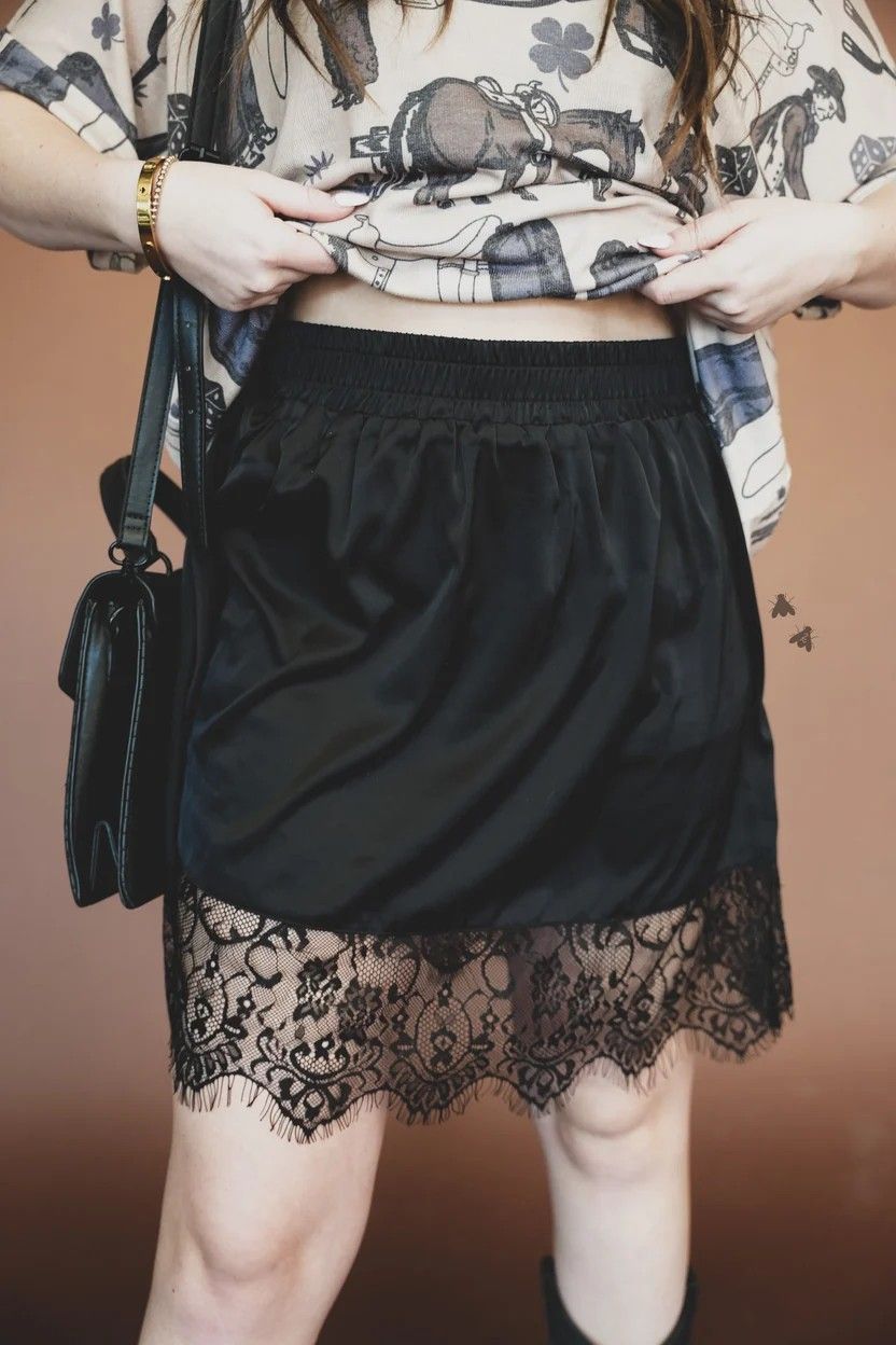 2FLY CO. WOMEN'S MY LACE EX-TENDY SKORT - MIDNIGHT