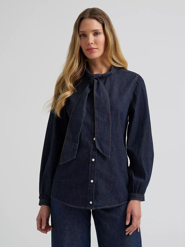 WRANGLER WOMEN'S LONG SLEEVE RETRO PUNCHY DENIM BOW PEARL SNAP SHIRT - DENIM