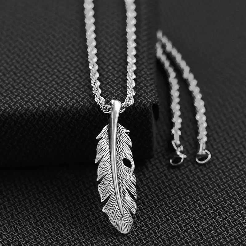TWISTER 24" FEATHER NECKLACE