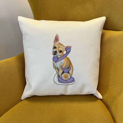 Coussin - Chihuahua au téléphone