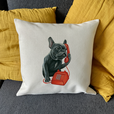 Coussin - Bouledogue français au téléphone