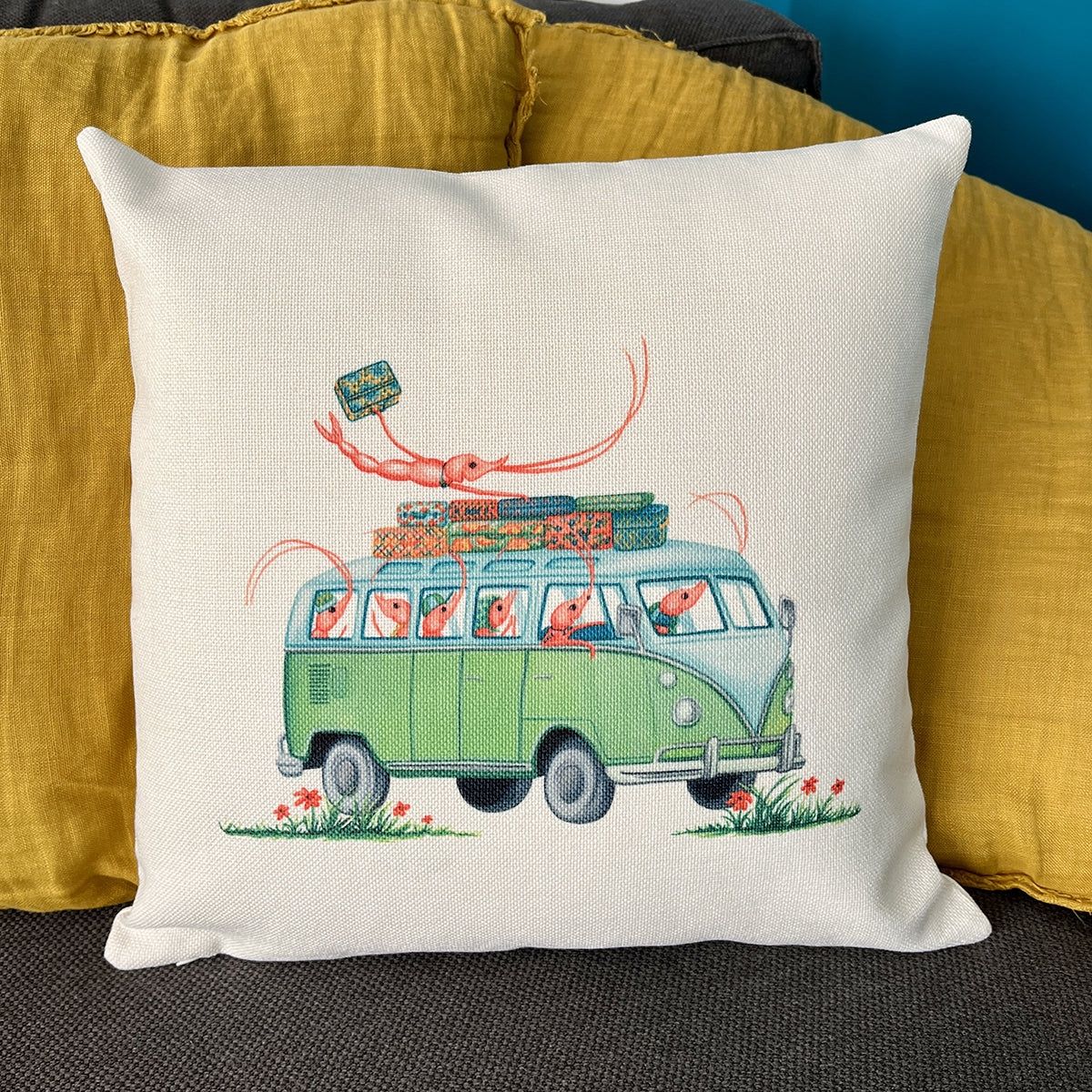 Housse de Coussin - Jeannette la Crevette en camionnette