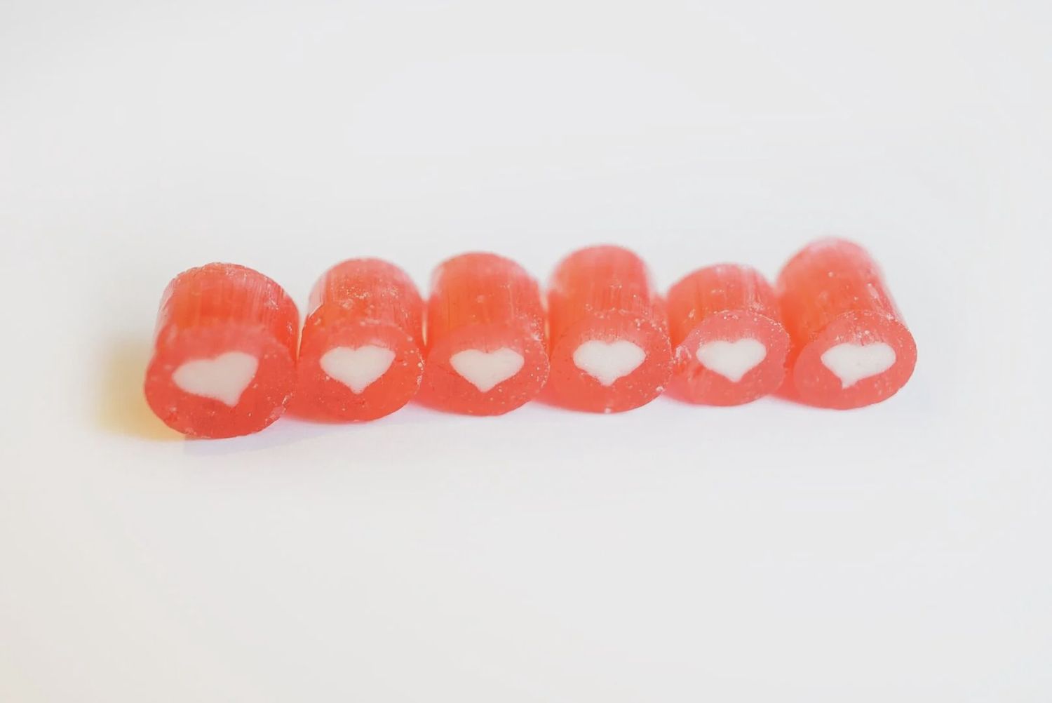 Pèche - Tube de bonbons