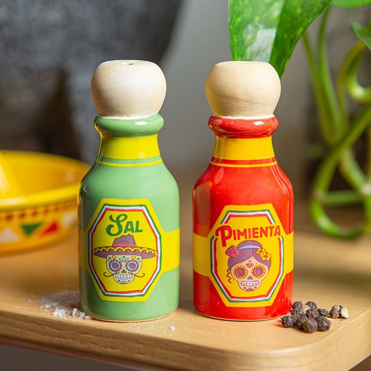 Salière et poivrière Sauces piquantes