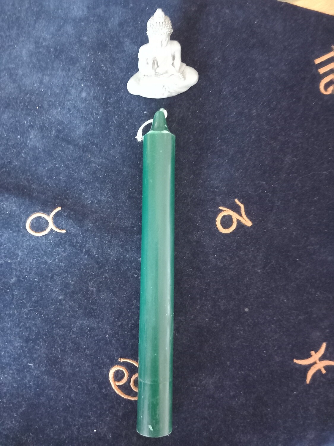 BOUGIE CIERGE TEINTEE EN MASSE VERT SAPIN