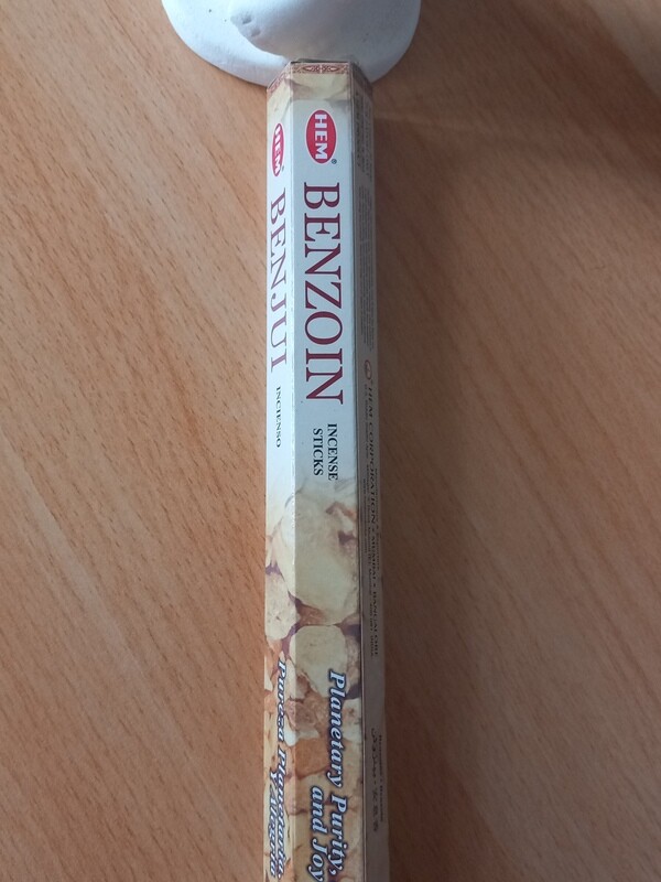 ENCENS BATON BENJOIN