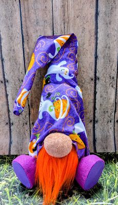 Flying Ghosts Holiday Gnome