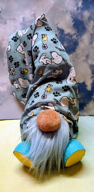 Snoopy and Woodstock Gnome