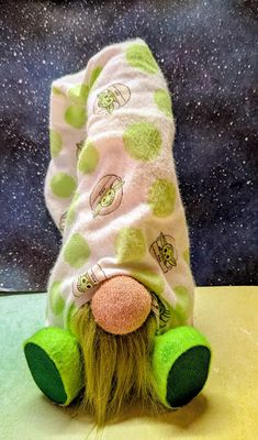 Green Dot Grogu Gnome