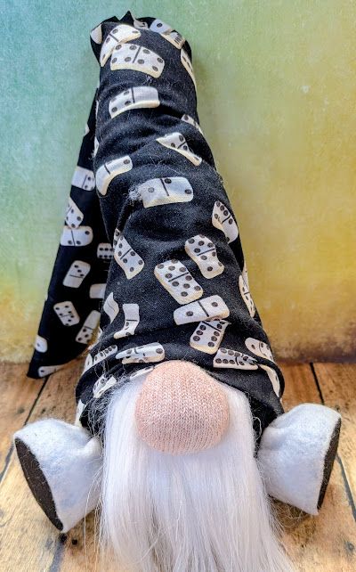 Dominoes Gnome