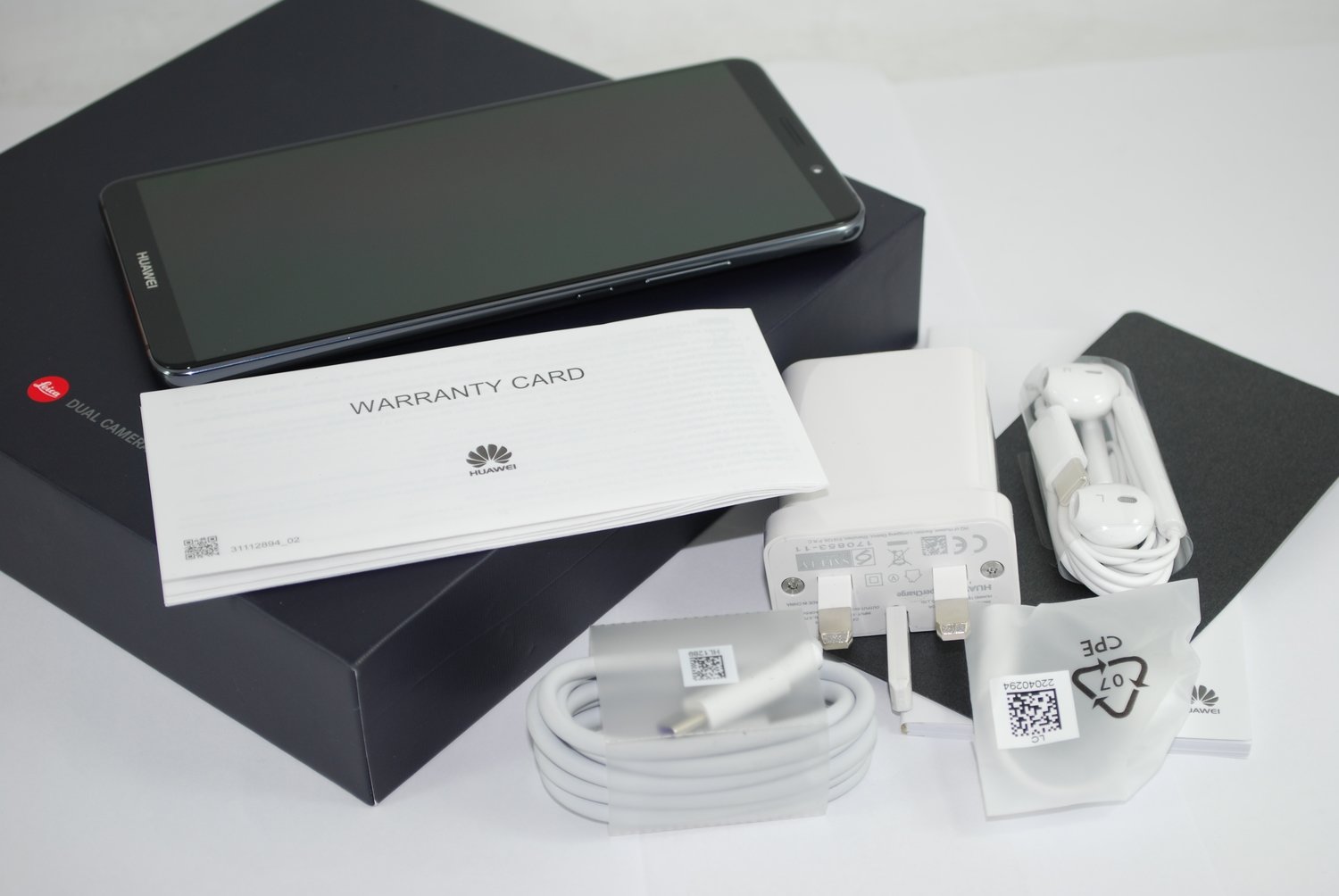 NEW Huawei Mate 10 Pro (Single-SIM) 128GB BLA-L09 SIM-Free 4G Smartphone Titanium Grey