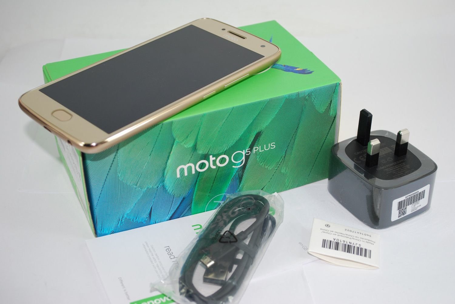 New Sim-Free MOTOROLA Moto G5 Plus 32GB GOLD 5.2" IPS LCD touchscreen unlocked